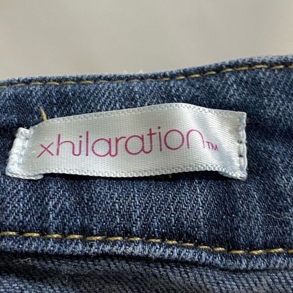 Xhilaration tm jean short size 2 - Picture 3 of 6